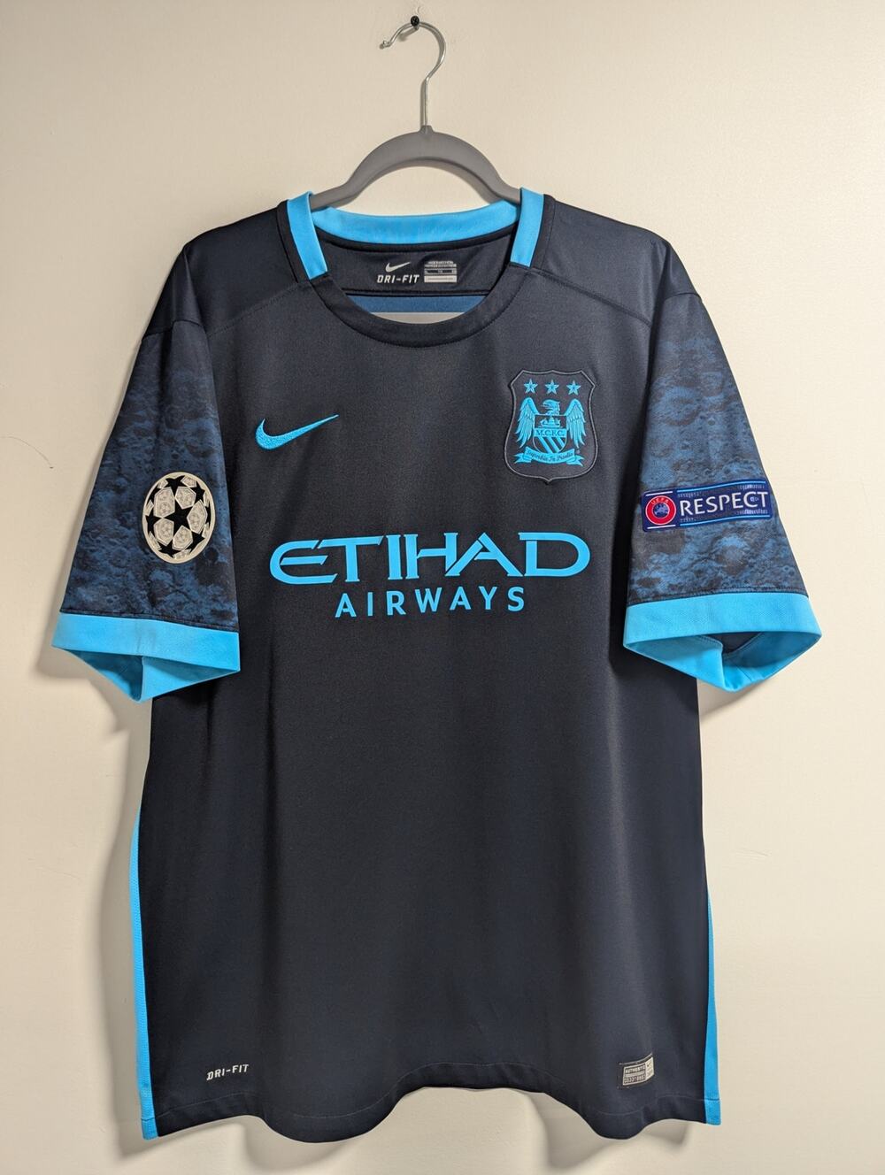 Manchester City Aguero Jersey XL UCL Soccer Shirt